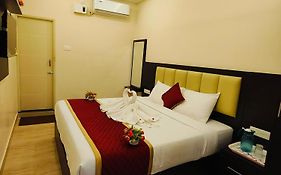 Hotel Sri Kanthan Residency